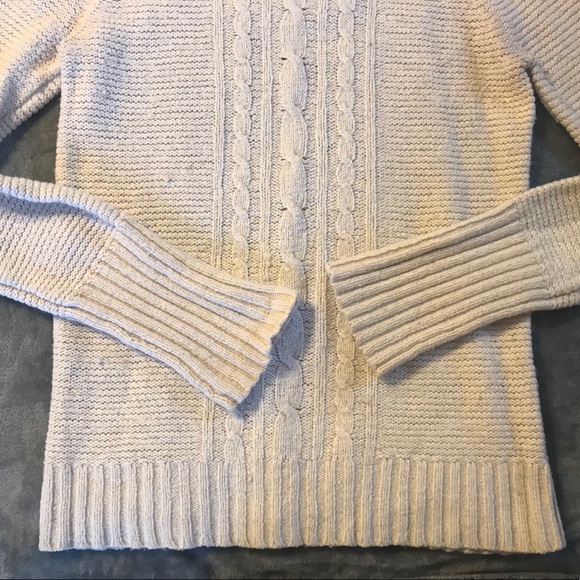 Comfy Cozy Cute Sweater! - Picture 4 of 5